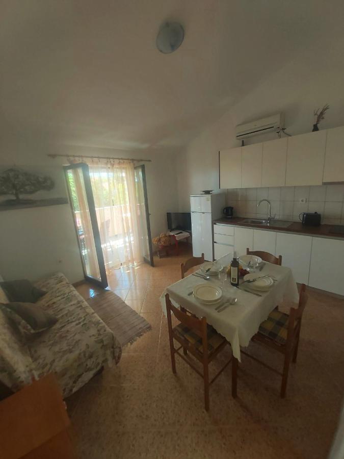 Apartments Ratka Zaton  Ngoại thất bức ảnh