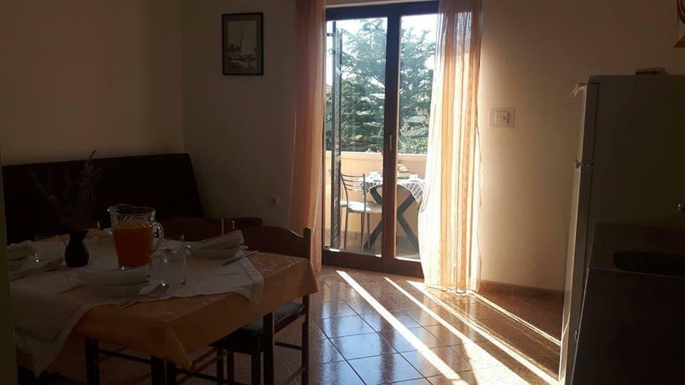 Apartments Ratka Zaton  Ngoại thất bức ảnh